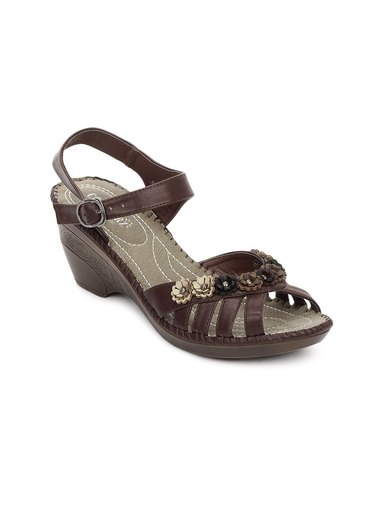 Cobblerz Women Brown Sandals