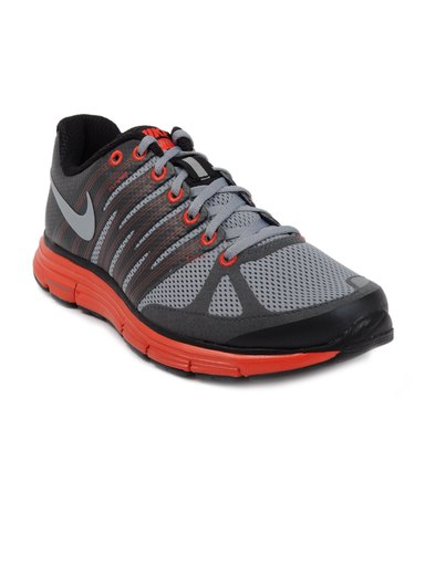 Nike Men Nike Lunareli +2 Black Sports Shoes