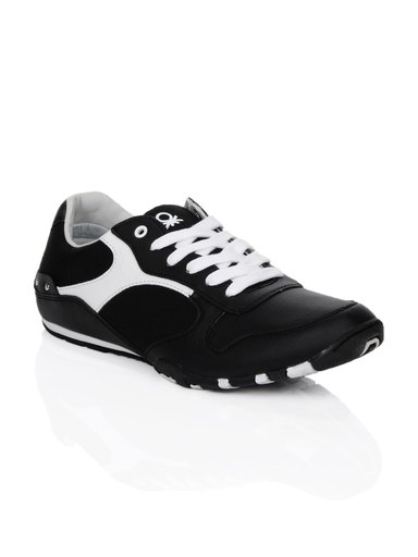 United Colors of Benetton Men Black Shoes