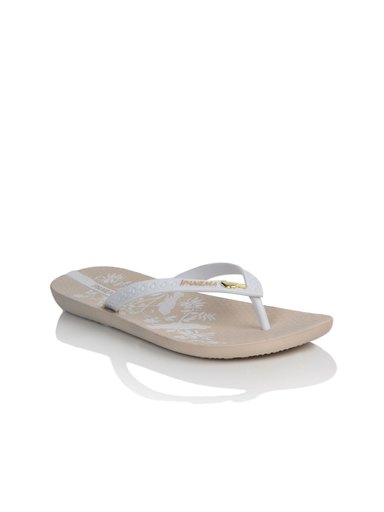 iPanema Women Temas Cream Flip Flops