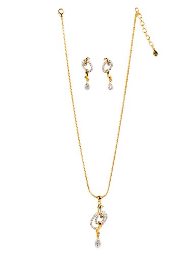 Estelle Women Earrings & Pendant Set
