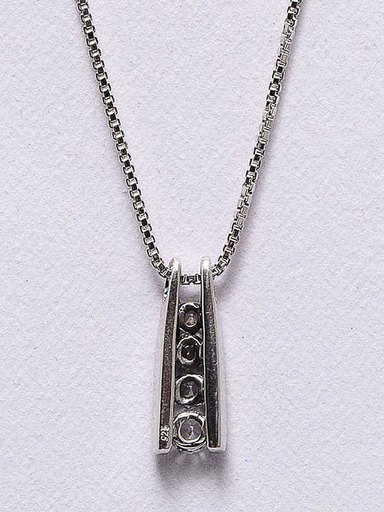 Lucera Women Silver Pendant with Chain