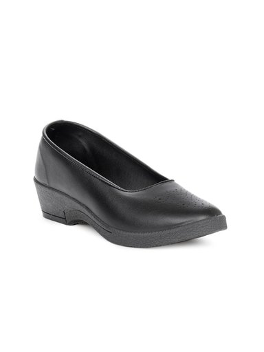 Gliders Women Black Shoes