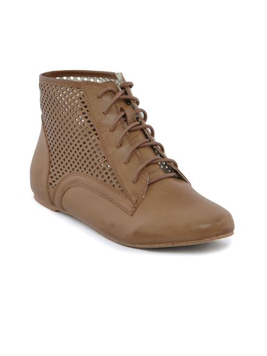 Catwalk Women Closed Brown Casual Shoe