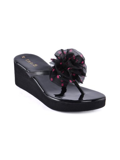 Inc. 5 Women Casual Black Wedges